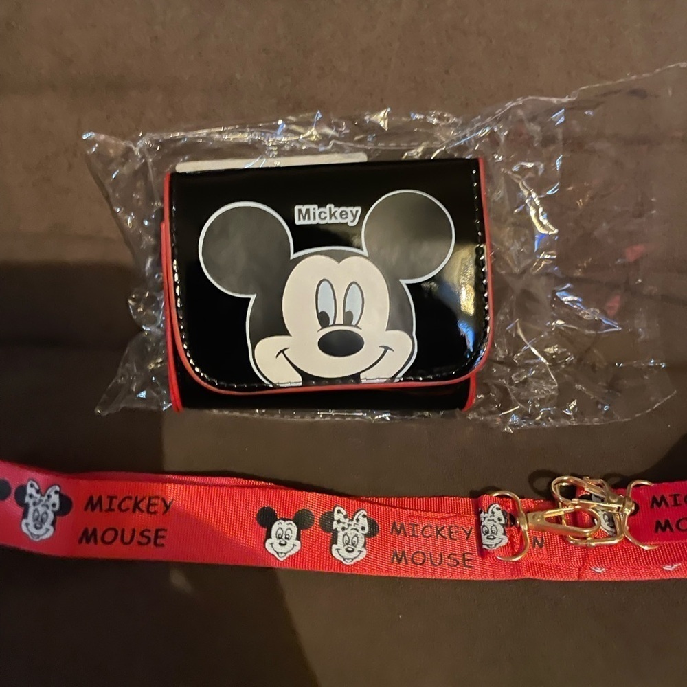 Disney Mickey Mouse Mini Purse - Picture 5 of 10